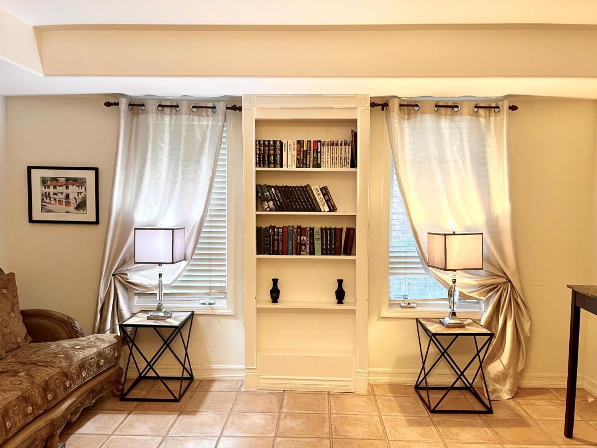 Hollywood Hills Homestay ลอสแอนเจลิส ภายนอก รูปภาพ