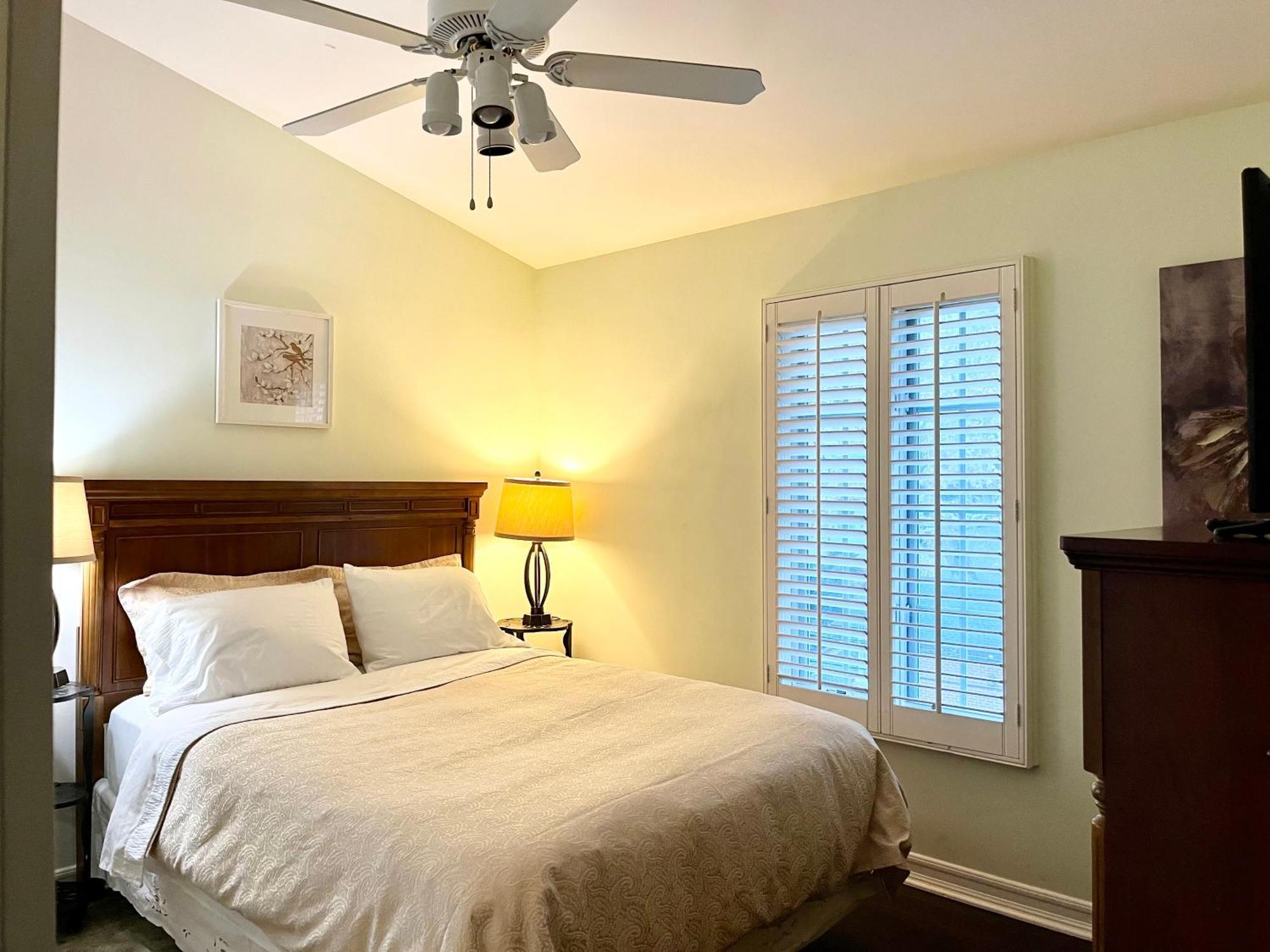 Hollywood Hills Homestay ลอสแอนเจลิส ห้อง รูปภาพ