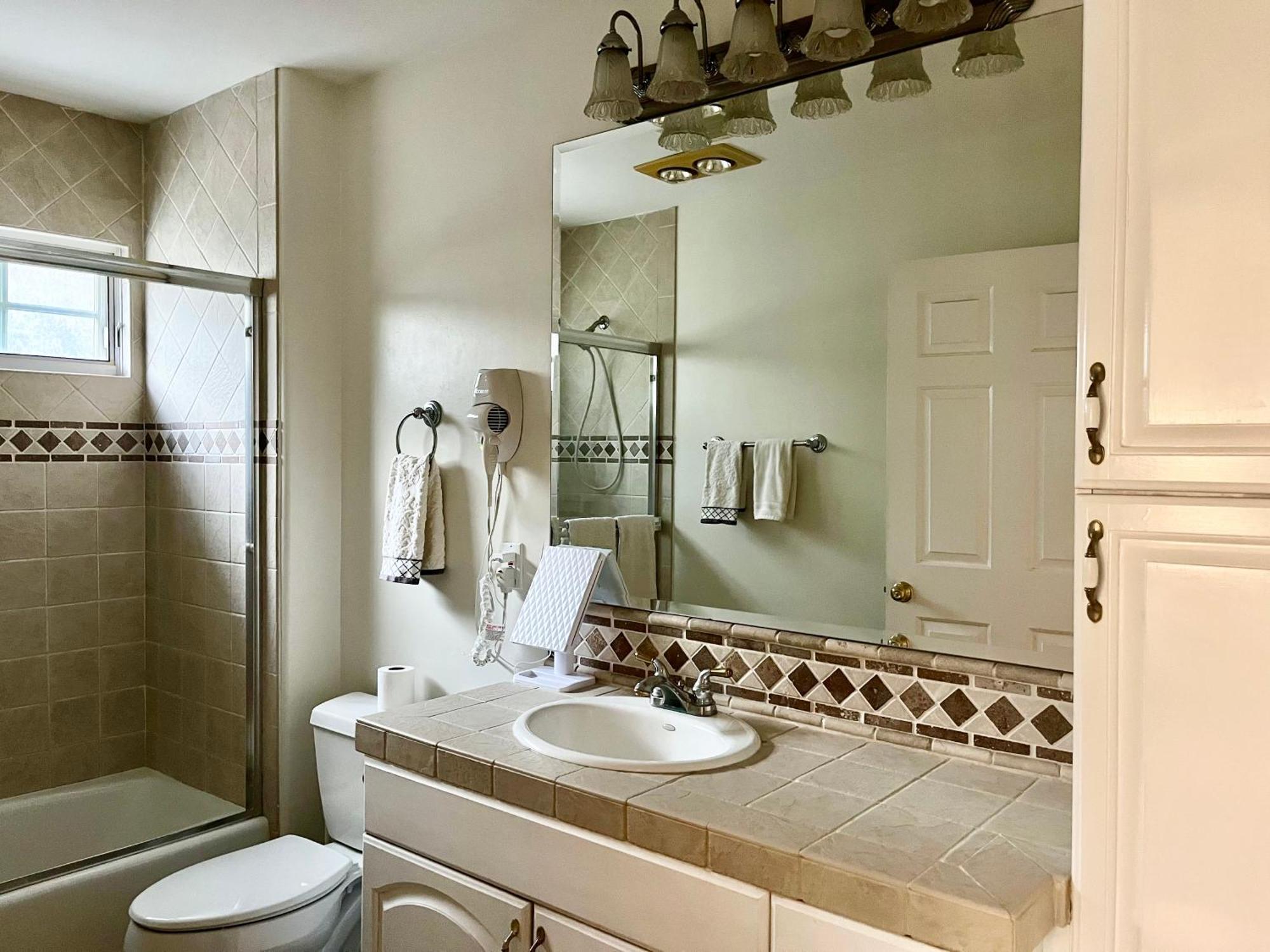 Hollywood Hills Homestay ลอสแอนเจลิส ห้อง รูปภาพ